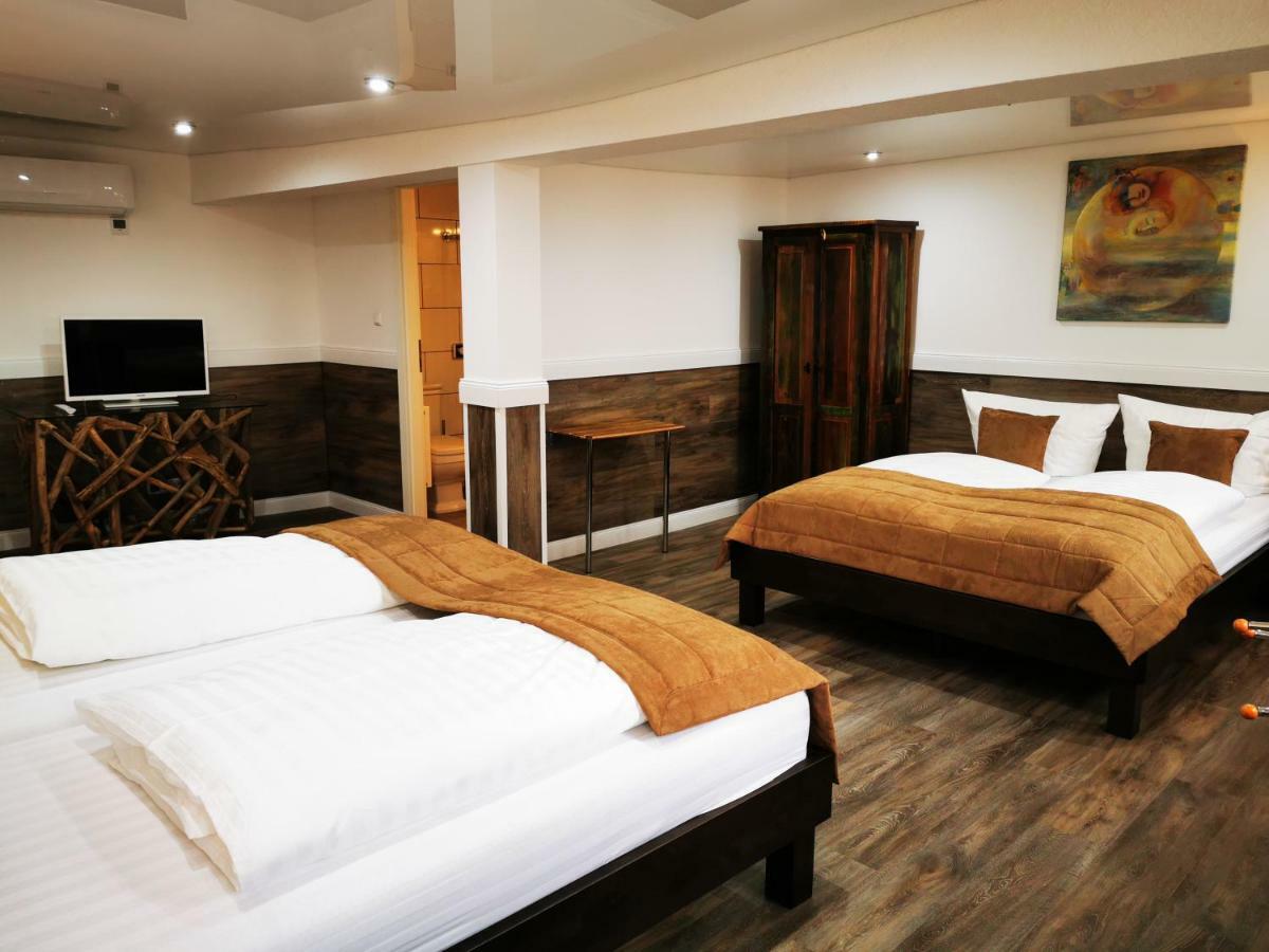 Risa Hotels - Landgasthaus Zum Kreuz Gaggenau Kültér fotó