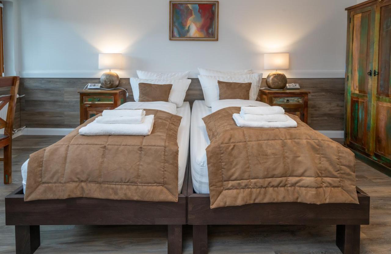 Risa Hotels - Landgasthaus Zum Kreuz Gaggenau Kültér fotó