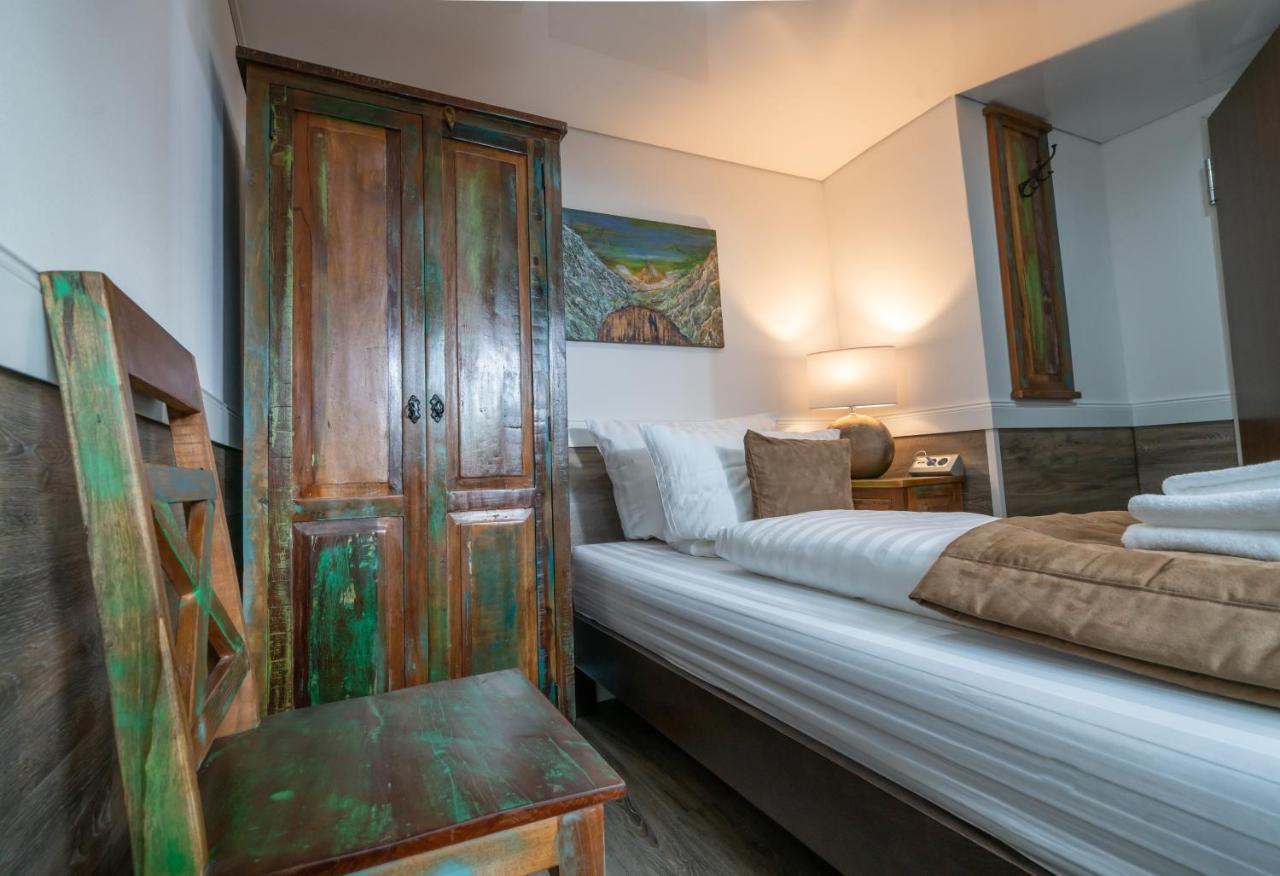 Risa Hotels - Landgasthaus Zum Kreuz Gaggenau Kültér fotó