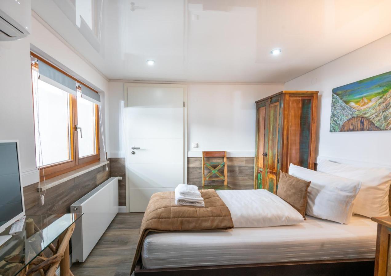 Risa Hotels - Landgasthaus Zum Kreuz Gaggenau Kültér fotó