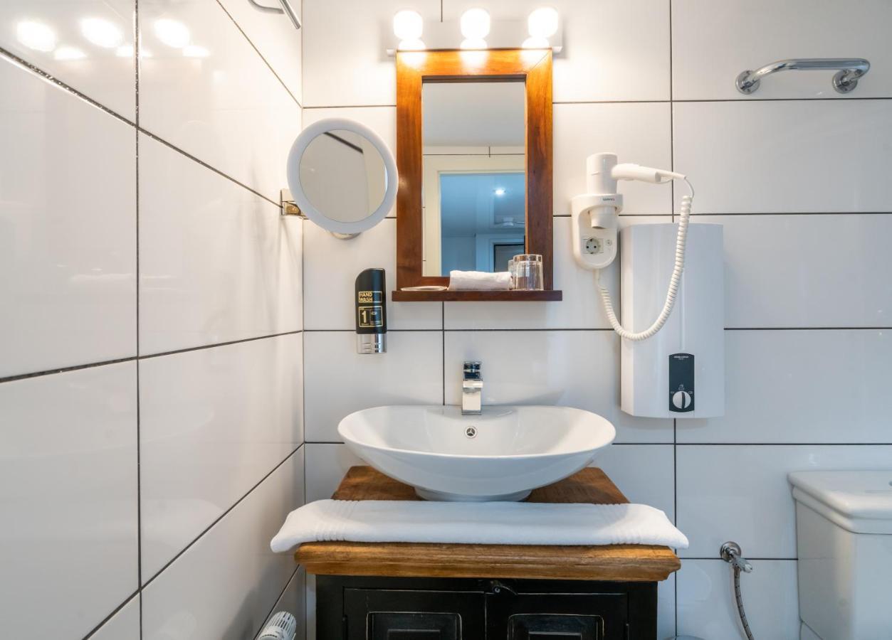 Risa Hotels - Landgasthaus Zum Kreuz Gaggenau Kültér fotó